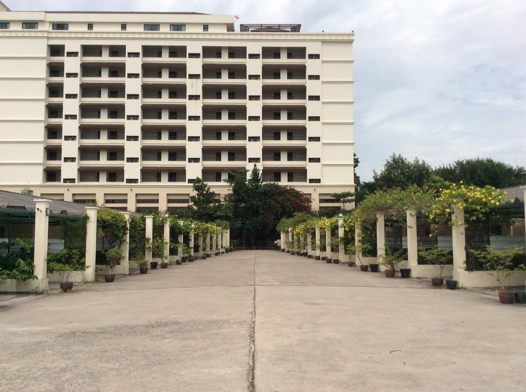 Money Resort Pattaya Extérieur photo